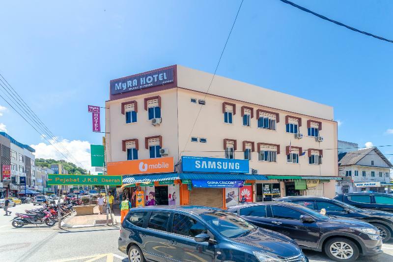 Oyo 703 Myra Hotel Mersing Exterior foto